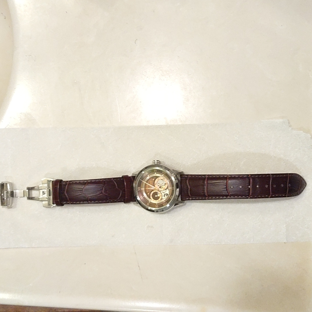 Bulova Timepiece - Picture 8 of 8